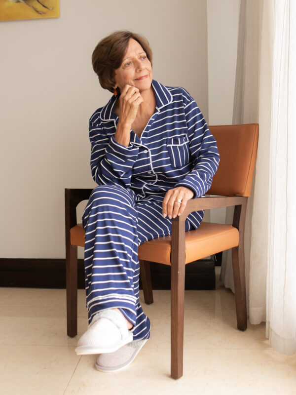 Pijama botones pima rayas azules y blancas